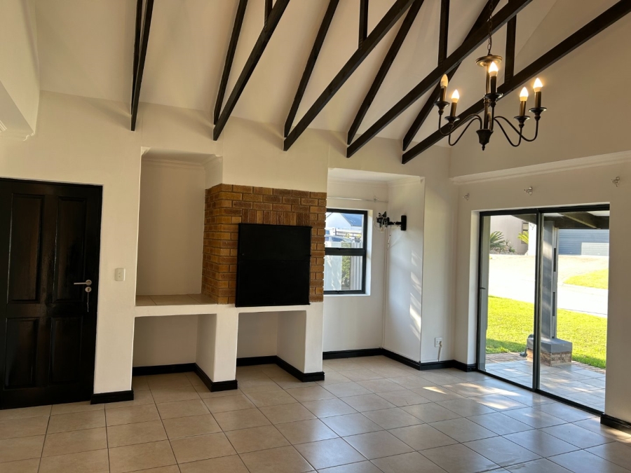 2 Bedroom Property for Sale in Blue Mountain Village Western Cape